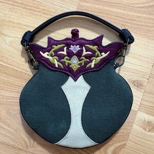 OOVOO Le Thi Hong Tu Hand Embroidered Silk & Leather & Cotton Small Item Purse